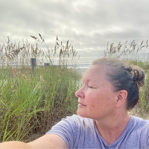 Meet your Posher, Attic Granny - Picture 13 of 16